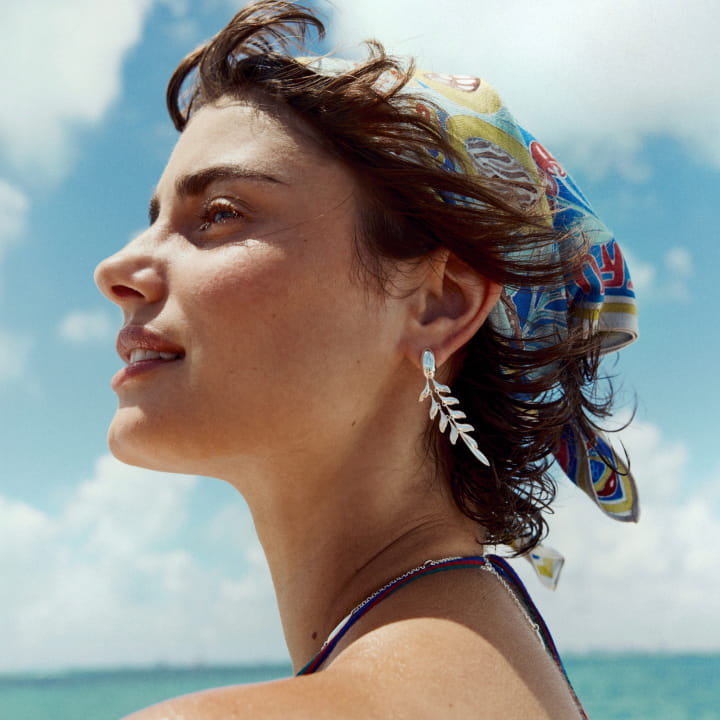 Image of Taylor Hill wearing the Fishbone Earrings.